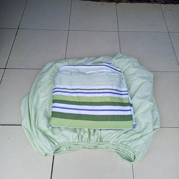 A picture of Second Hand Beddings only