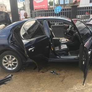 A picture of LEXUS ES330 FAST DEAL Model 2005 Catalyst intact Duties duly