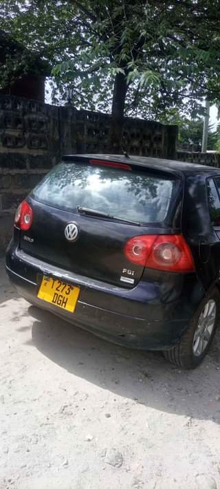 A picture of Bei imeshuka njoo ujiwahie Gari aina ya Volkswagen Golf inauzwa