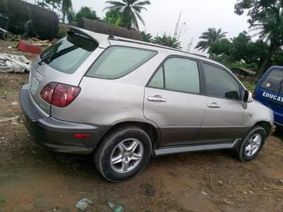 A picture of NEATLY USED LEXUS RX300