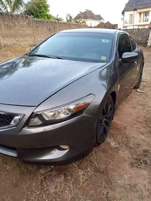 A picture of 2009 Honda Accord V6