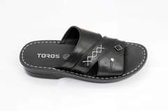 A picture of Men shoes available