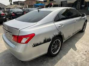 A picture of KinzzyAuto s LTD 08102439854 8 000 000 Refer and earn