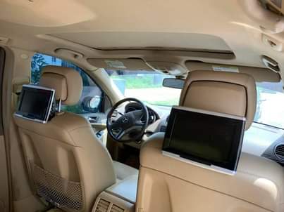A picture of Mercedes Benz mL350 2008 Everything is working perfectly Chilling air