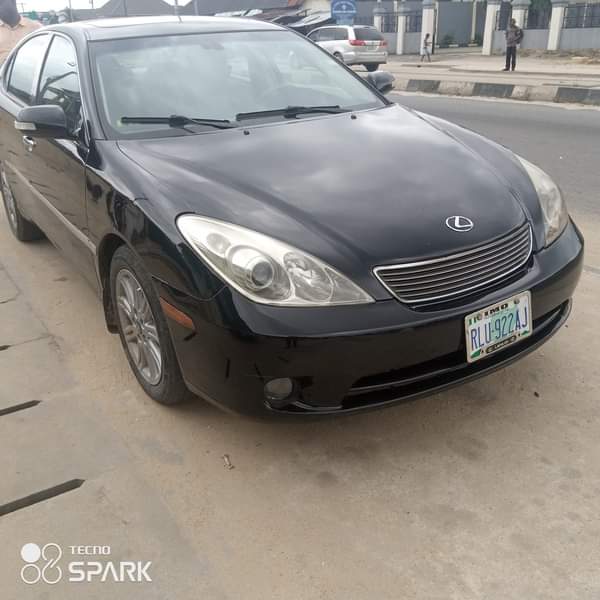 A picture of Lexus es330 neatly used 2005 model sound engine gear ac