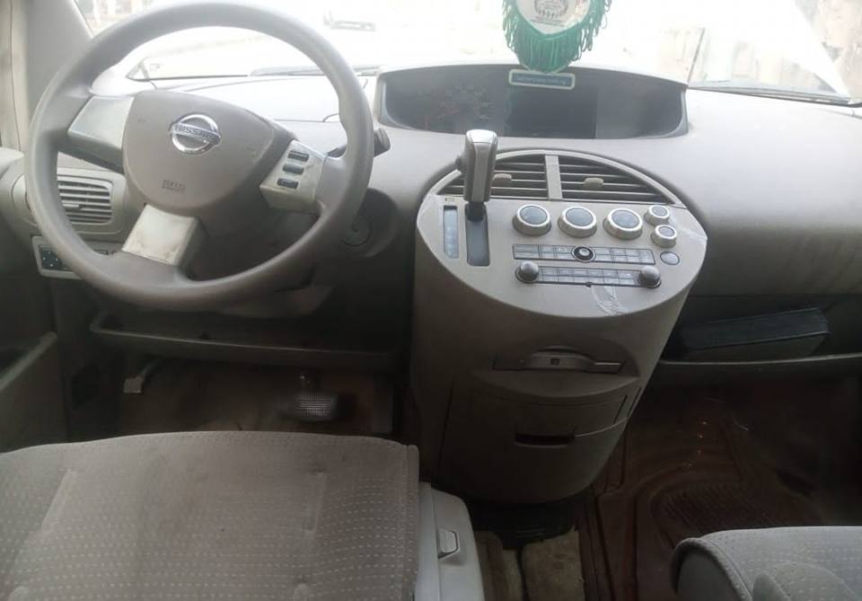 A picture of Nissan 05