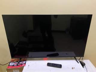 A picture of HISENSE 43inch full box
