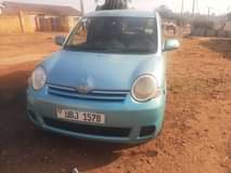 A picture of Toyota sienta