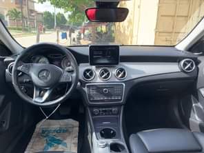 A picture of Clean toks 2016 Gla 4wD extremely clean with rev camera