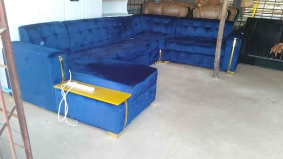 classifieds/furniture sofas