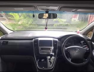 A picture of Toyota Alphard for sell