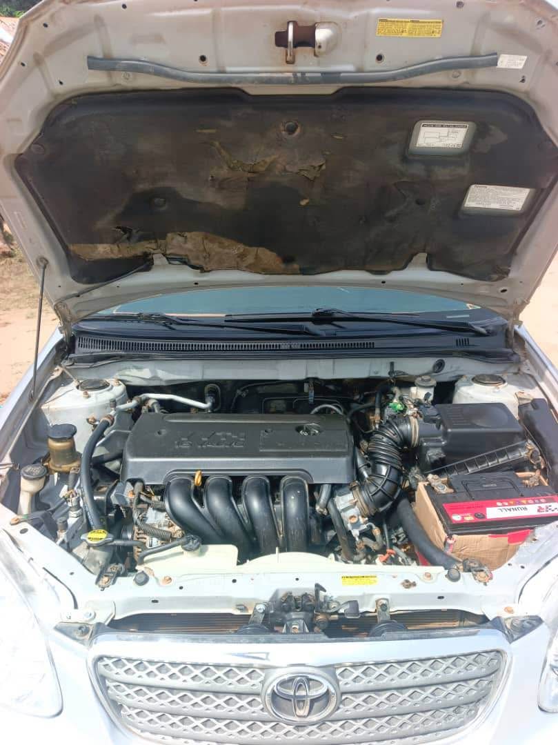 A picture of Toyota Corolla 05