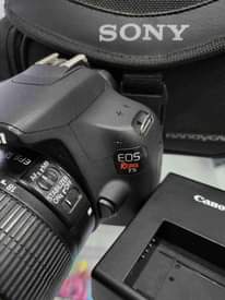 A picture of Canon T5 Full With the lens 18 55mm Bei 750k