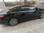 A picture of Toyota Avalon XLE 2013 Upgraded To 2017