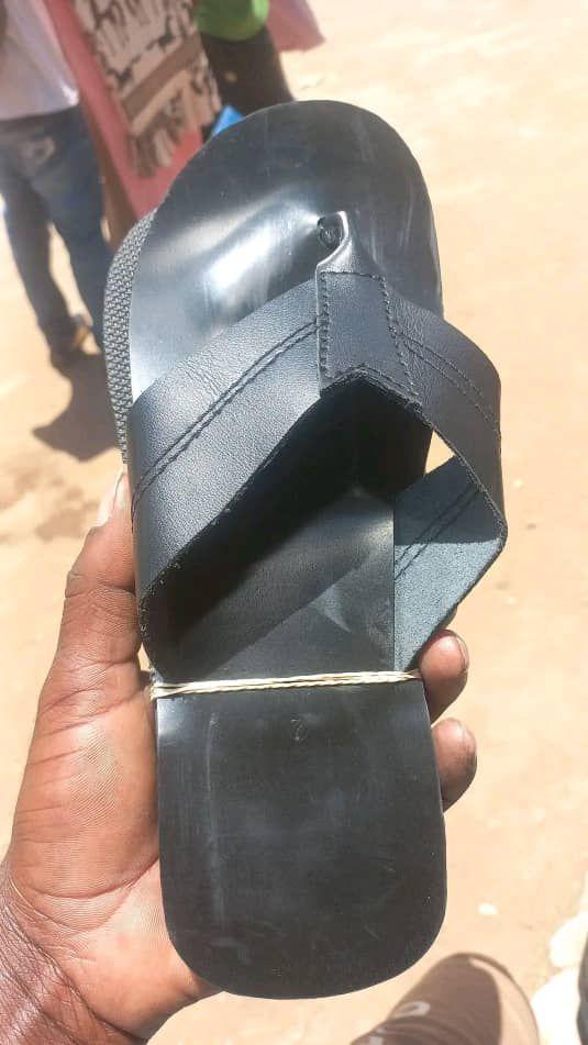 slippers