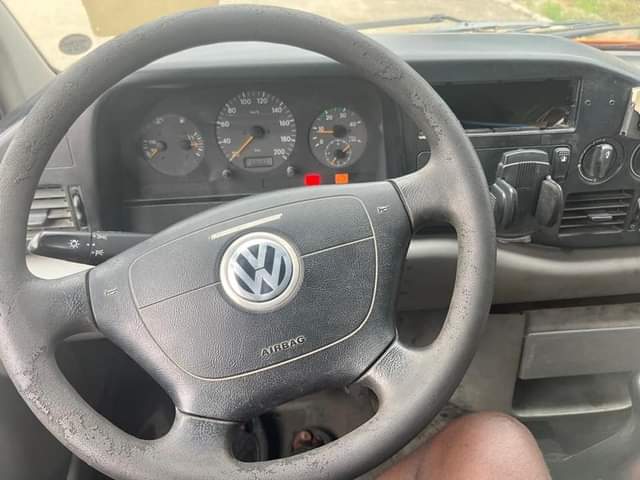 A picture of Volkswagen LT35 Container Van