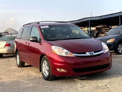 A picture of An Extremely Clean Used Toyota Sienna 2008 Model With Original