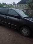 A picture of Toyota sienna 2005