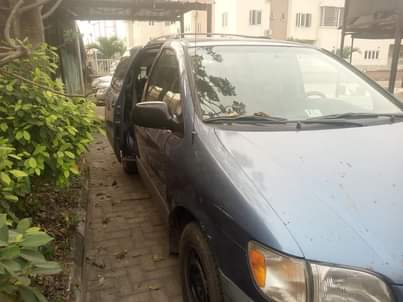 A picture of Nigeria Neatly Used Sienna