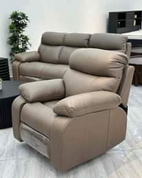 A picture of RECLINER SOFA