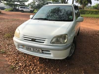A picture of Toyota Raul