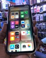 A picture of iPhone 11 128gb storage Working Face ID 89 battery health