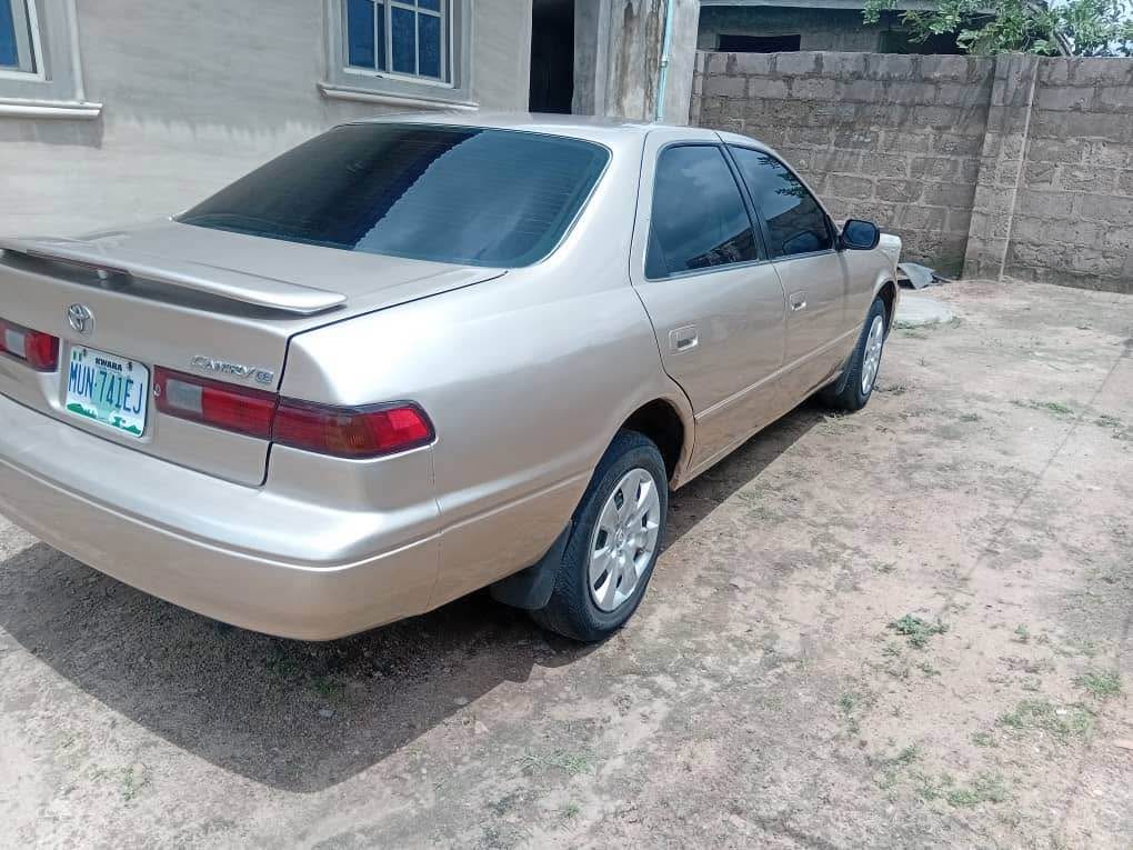 A picture of Very clean pencil Camry