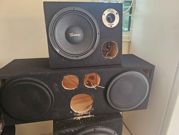 speakers