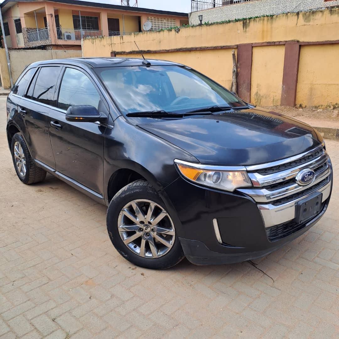 A picture of Ford edge 2014