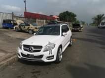 A picture of Nigerian used MB GLK 350 USED PAINTED ENGINE AND TRANSMISSION