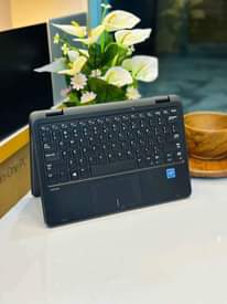 A picture of Dell Latitude 3189 Touchscreen 