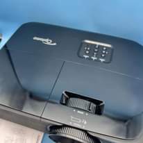 A picture of PROJECTOR YA KIBABE INAWEZA KUONYESHA MPAKA MCHANA KWENYE JUA KALI