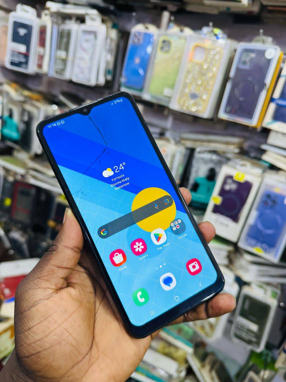 A picture of Samsung A04S