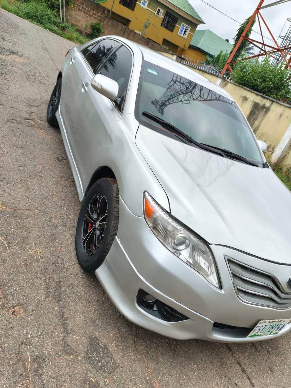 A picture of Toyota Camry 2008 sport Edition 7m