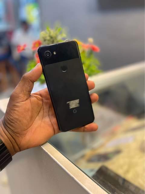 A picture of Google Pixel 3a 0676175260