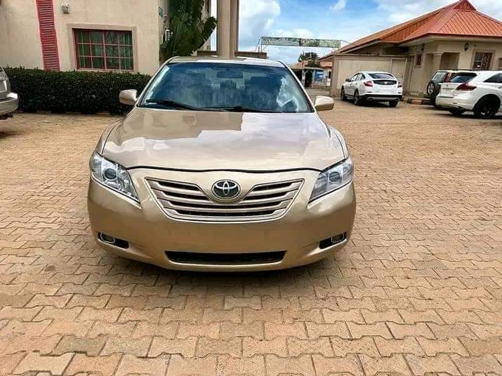 A picture of Clean used Toyota camry 2000 model for 5 7m Contact