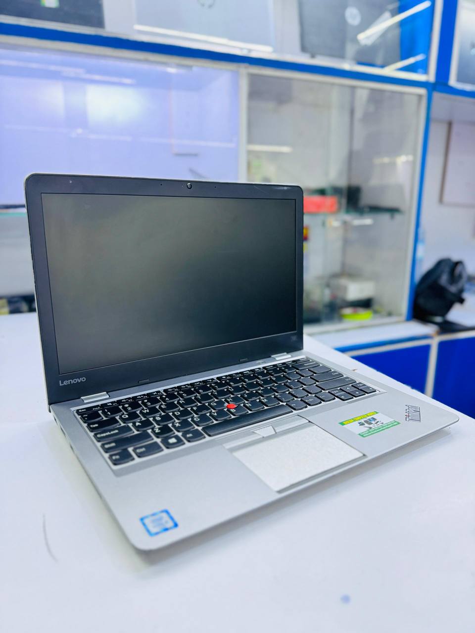 A picture of Lenovo l13