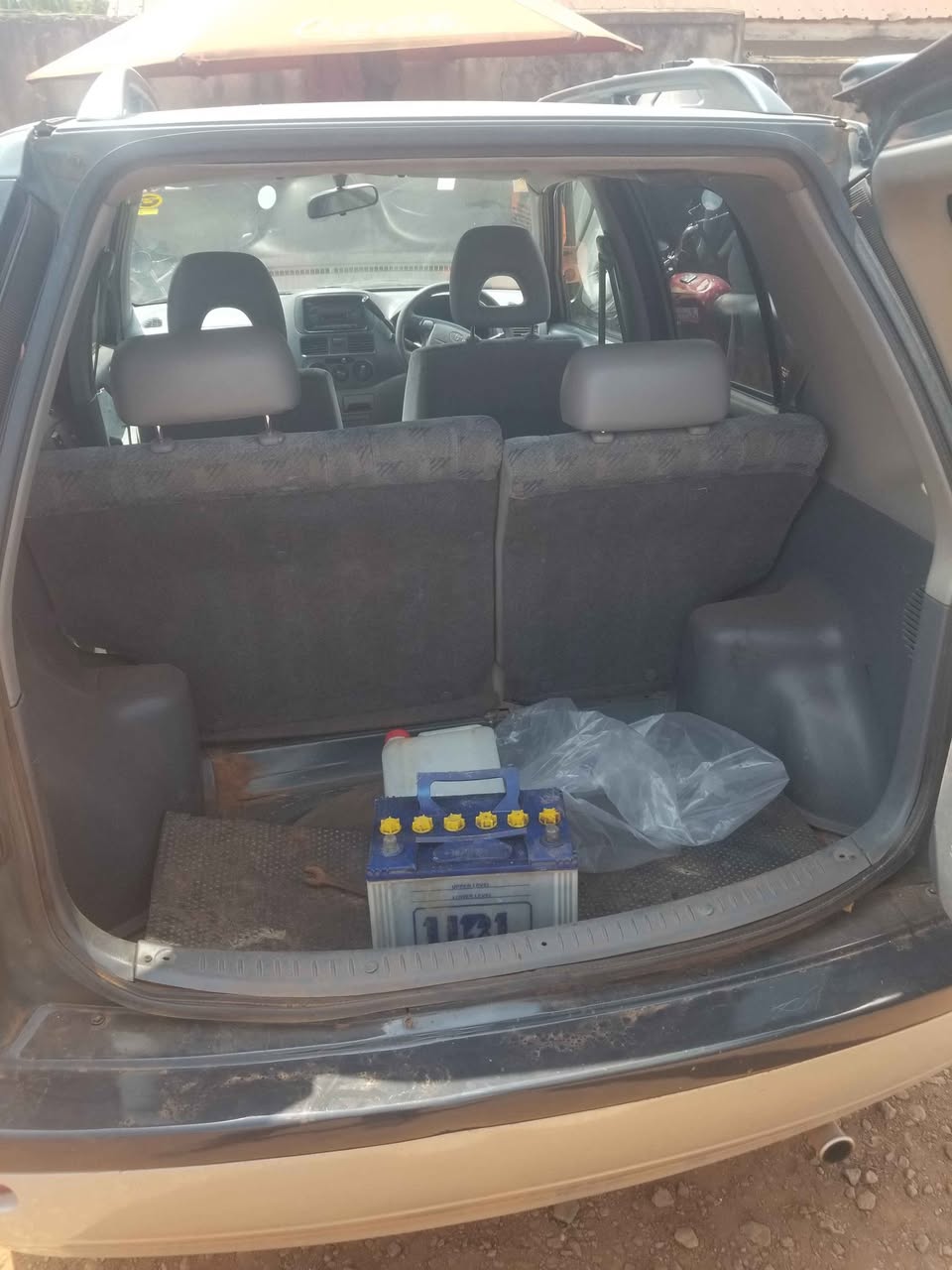 A picture of RAUM 9 5m CALL 0701488581 WHAT S APP 0776417404