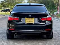 A picture of BMW 3 SERIES