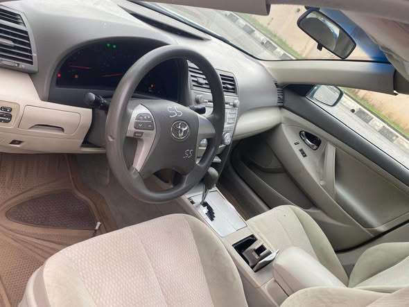 A picture of Toks camry 2010