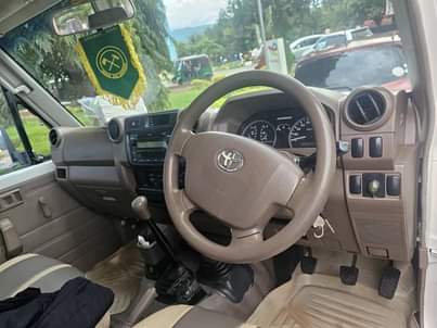 A picture of Landcruiser hardtop Gary ya kazi mpyaa sna Gary yakufugwa iko