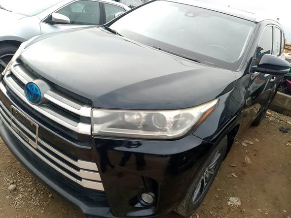 A picture of Toyota Highlander 2017 foreign used 21 5m