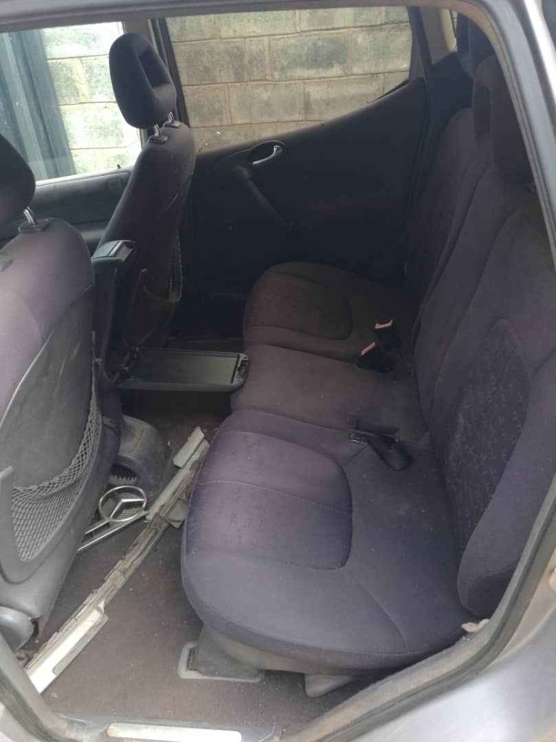 A picture of Benz A class for sale pressure gear box 30 pin