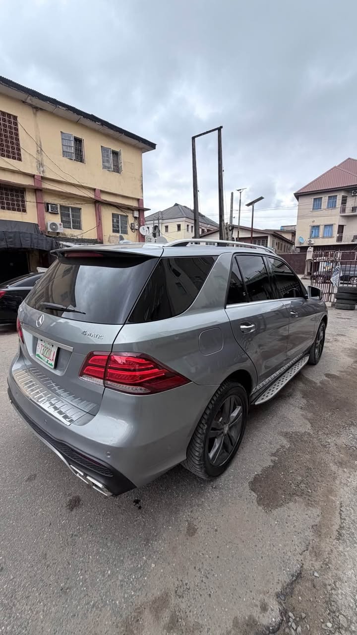 A picture of Mercedes Benz ML350 upgraded to GLE 350 Registered Price 15