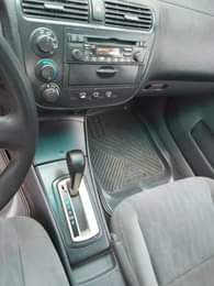 A picture of 2005 honda civic Belgium standard AC chilling Gear Engine Clean