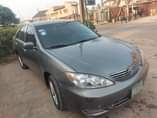 A picture of 2004 Toyota Camry LE