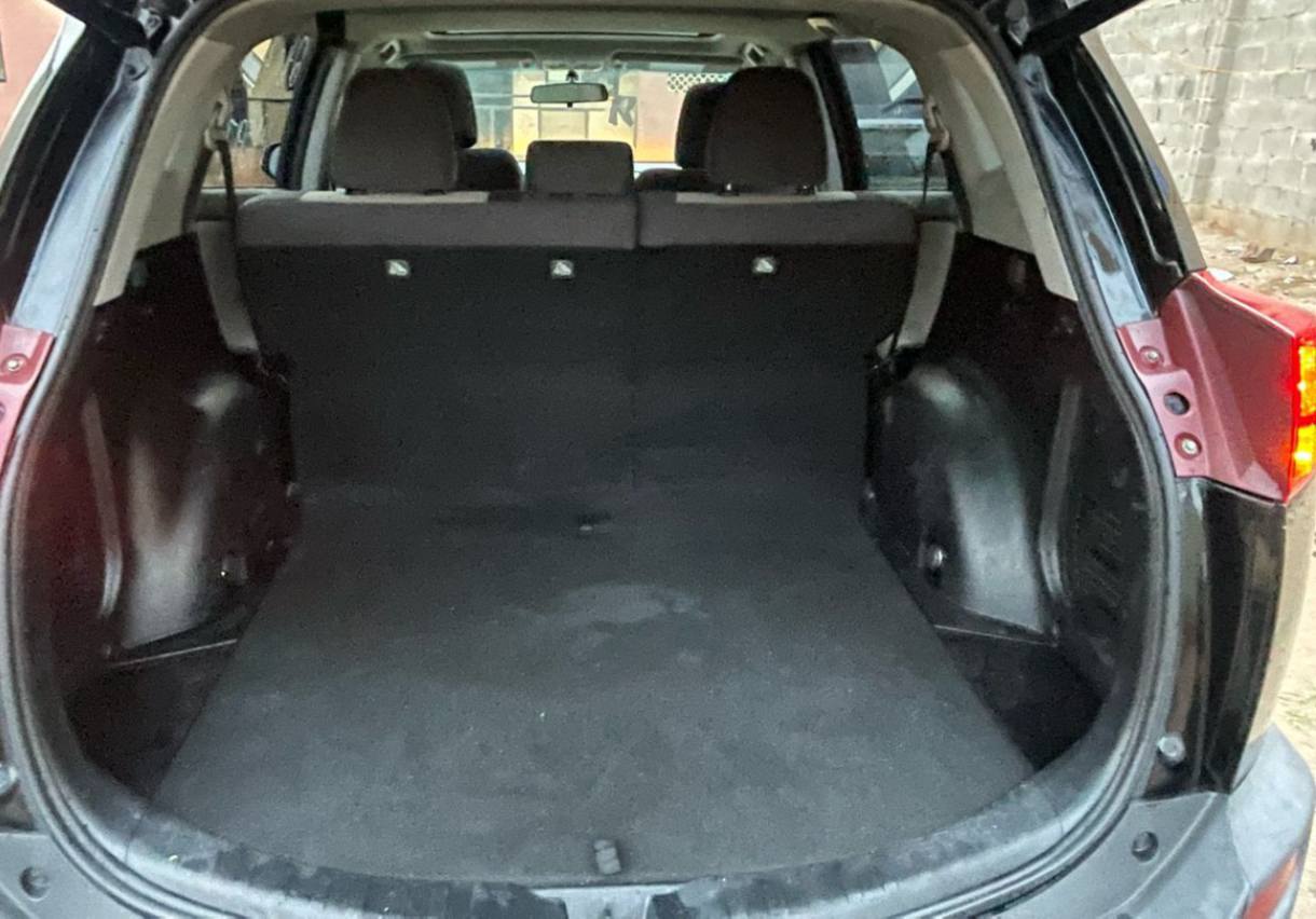 A picture of AWOOF DEAL Foreign Used 2016 Toyota RAV4 Absolutely Super Clean