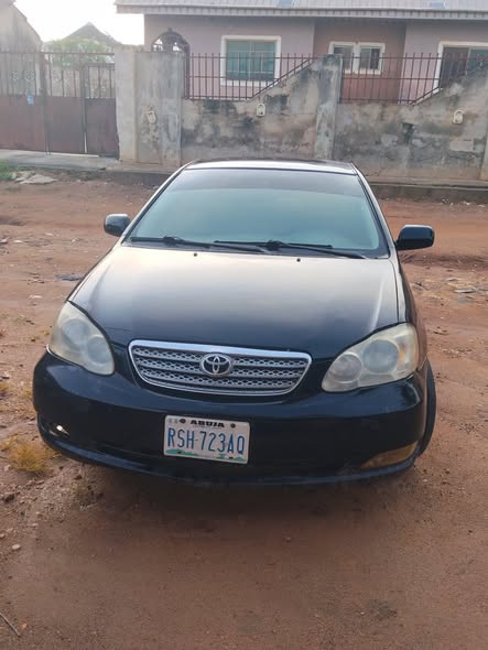A picture of 2006 Toyota corolla