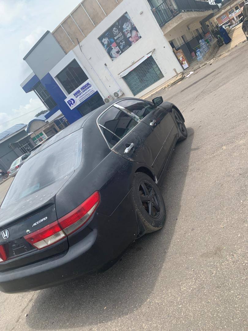 A picture of Honda Accord EOD 03 04