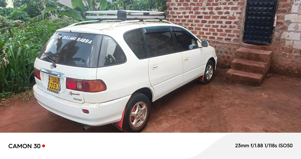 A picture of Car